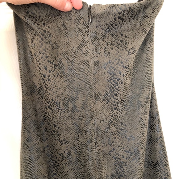 ByEgris snake skin dress with thigh slit - Picture 3 of 4